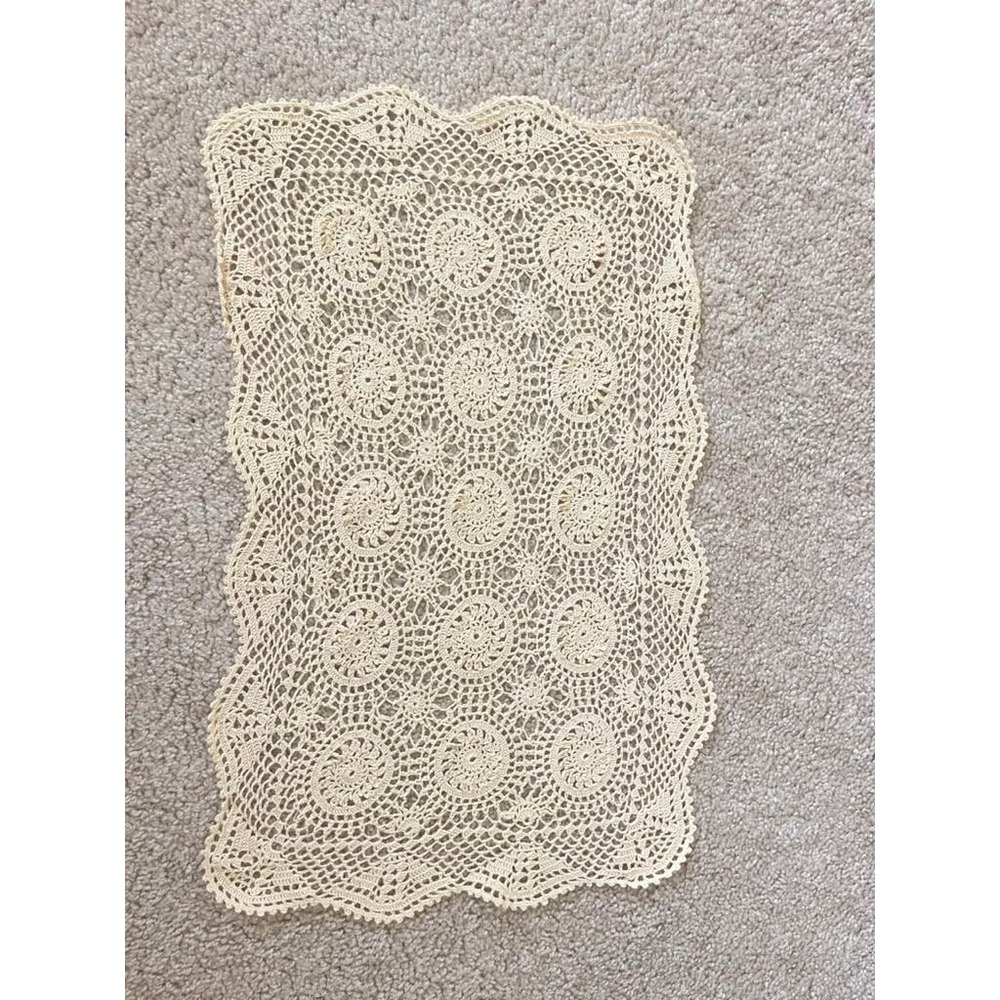 Vintage Hand Crochet Lace Doilies Set of 6 Cream Rectangular Scalloped Placemat